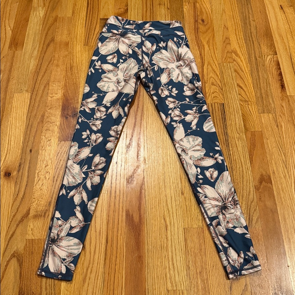 Maaji Floral Print Leggings - Picture 4 of 5